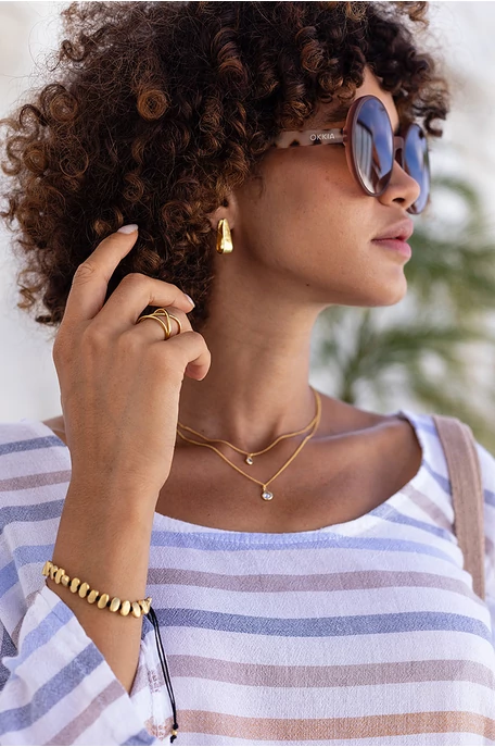 Ovális gyöngyös karkötő