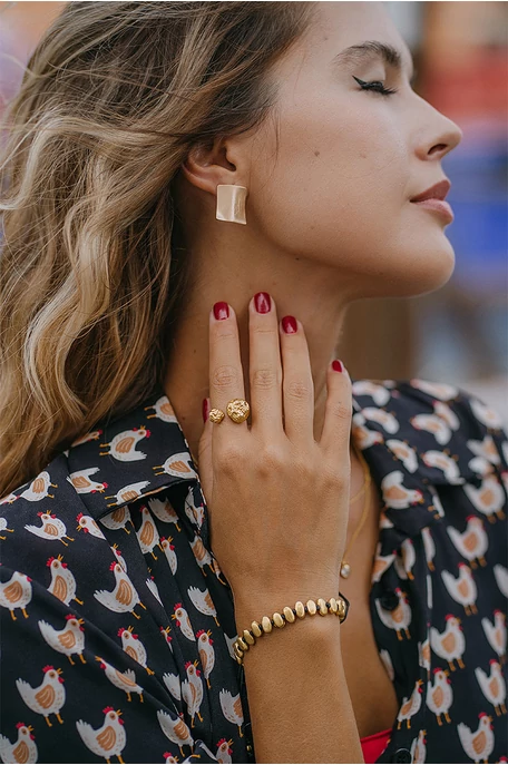 Ovális gyöngyös karkötő