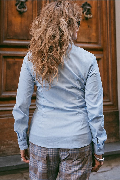 Karcsúsított blúz