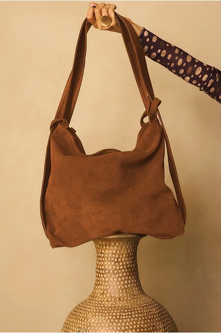 Háton is viselhető táska