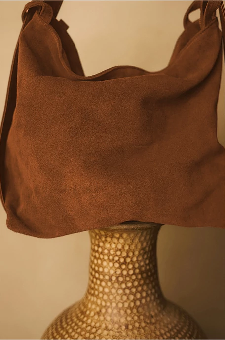 Háton is viselhető táska