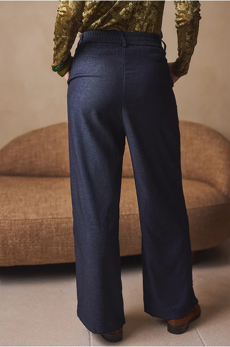 Nadrág bő szárral