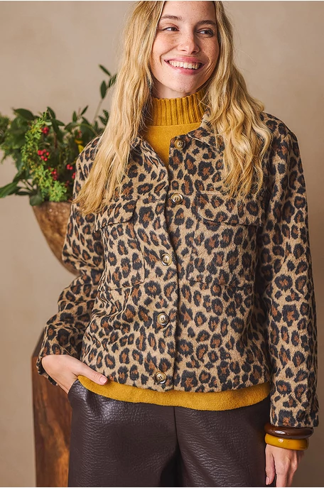 Állatmintás kabát gyapjúval