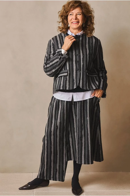 Avantgard nadrágszoknya