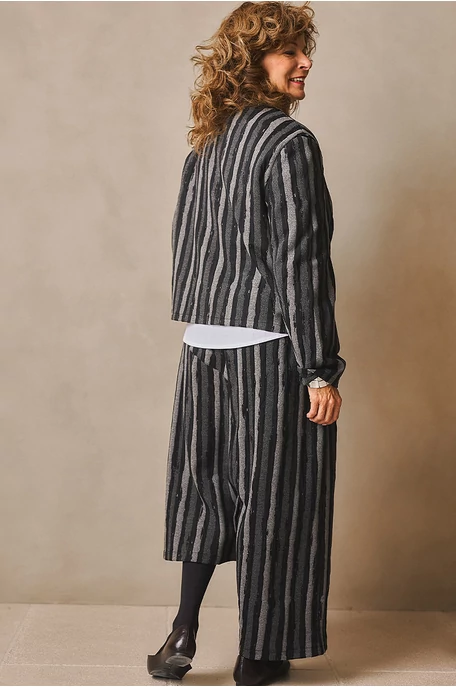 Avantgard nadrágszoknya