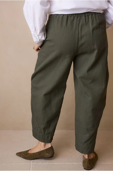 Ballon fazonú nadrág