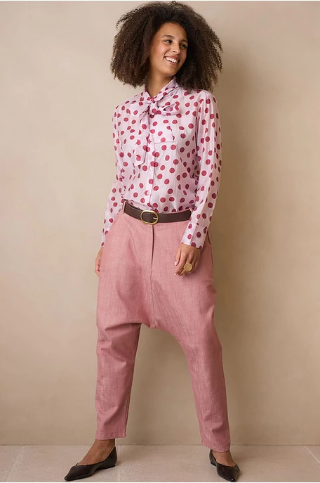 Ülepes szövetnadrág