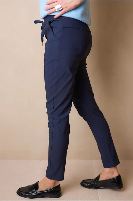 Nadrág kötős derékkal