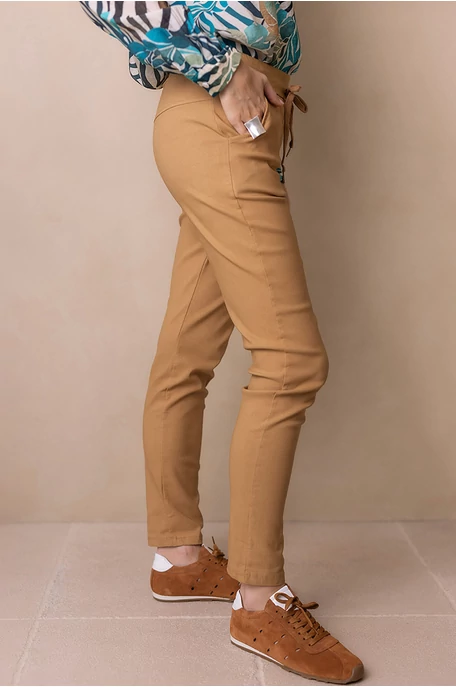 Nadrág kötős derékkal