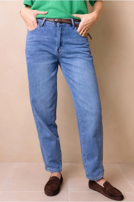 Farmer szegecses övvel