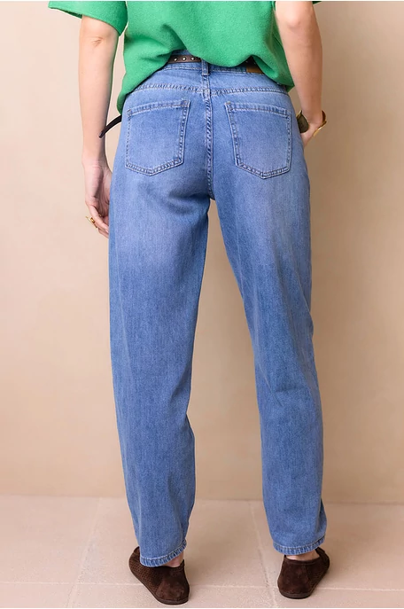 Farmer szegecses övvel