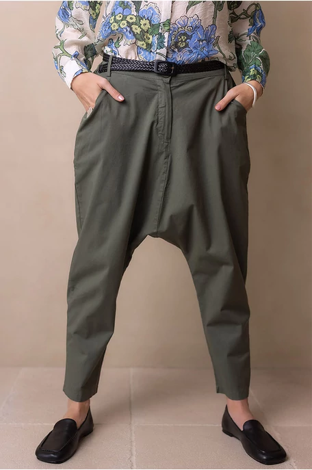 Ülepes vászon nadrág