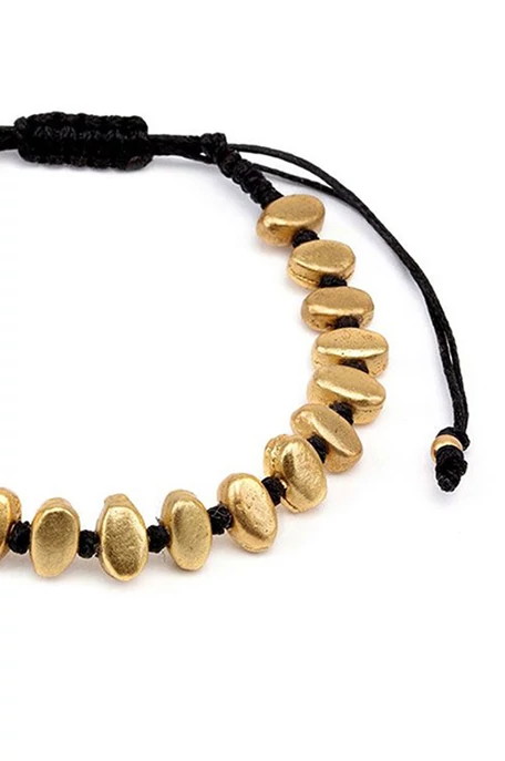 Ovális gyöngyös karkötő