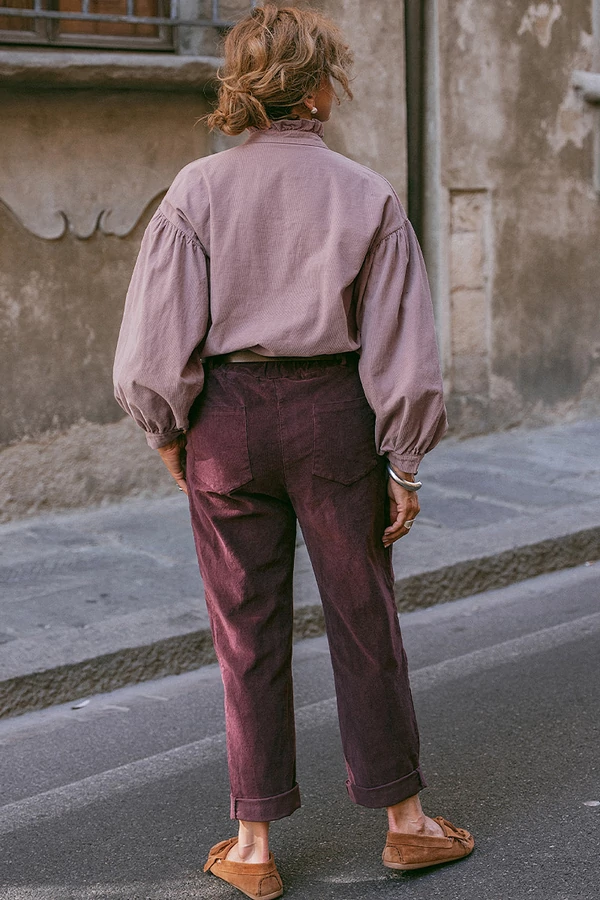 Mikrokord nadrág övvel Mikrokord nadrág övvel