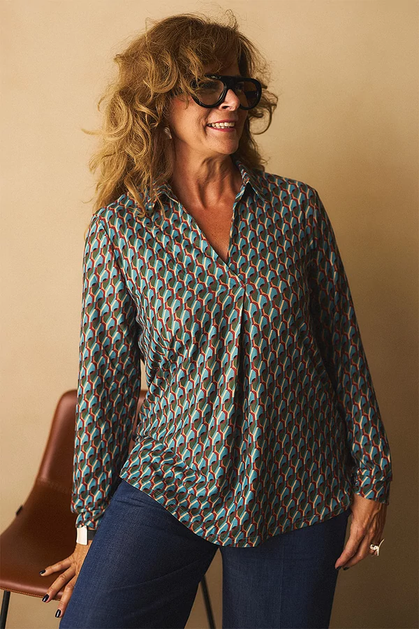 Galléros mintás blúz Galléros mintás blúz