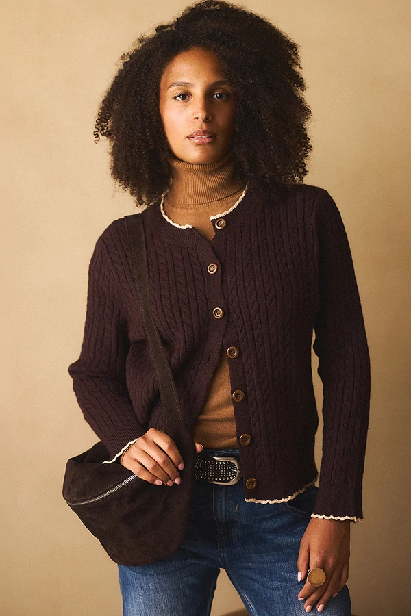 Szegecses öv Szegecses öv