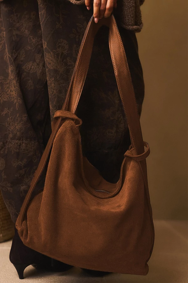 Háton is viselhető táska Háton is viselhető táska