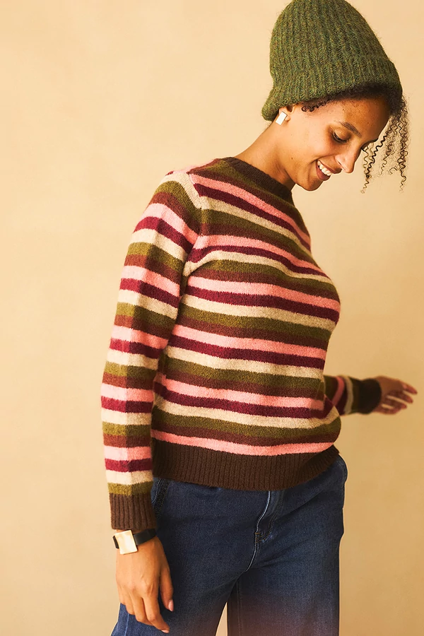 Csíkos pulóver gyapjúval