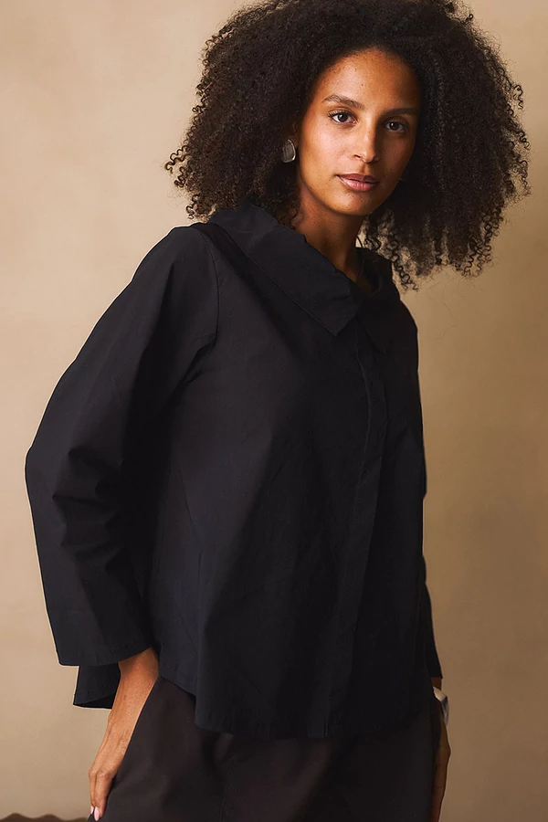 Blúz körgallérral Blúz körgallérral