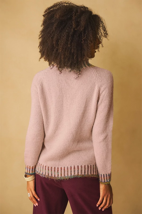 Félgarbós kötött pulóver Félgarbós kötött pulóver