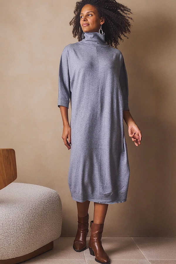 Finomkötött garbós ruha Finomkötött garbós ruha