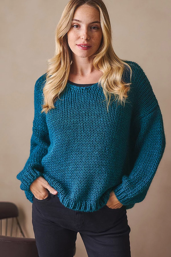 Színes kötött pulóver Színes kötött pulóver