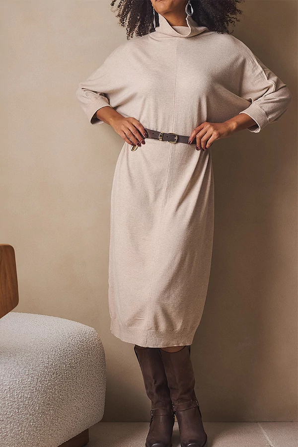 Finomkötött garbós ruha Finomkötött garbós ruha