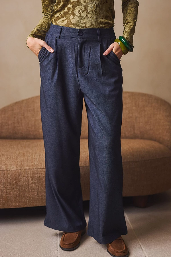 Nadrág bő szárral