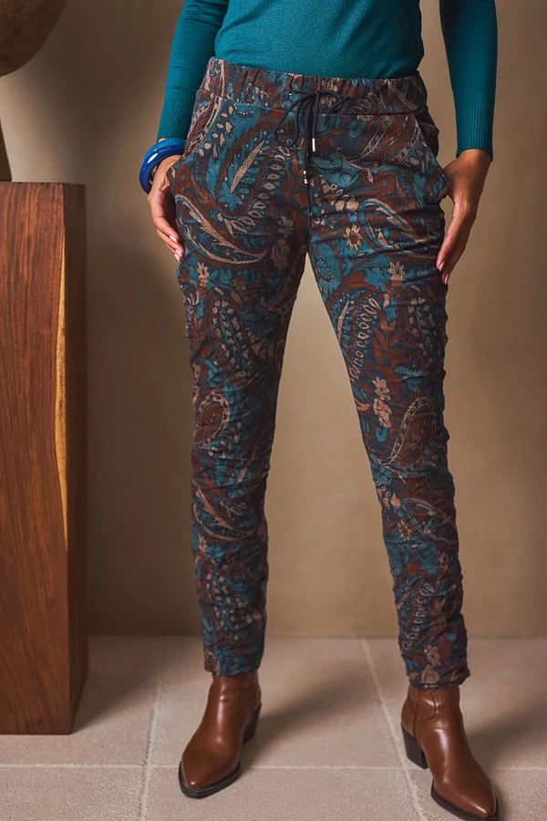 Mikrokord hatású nadrág