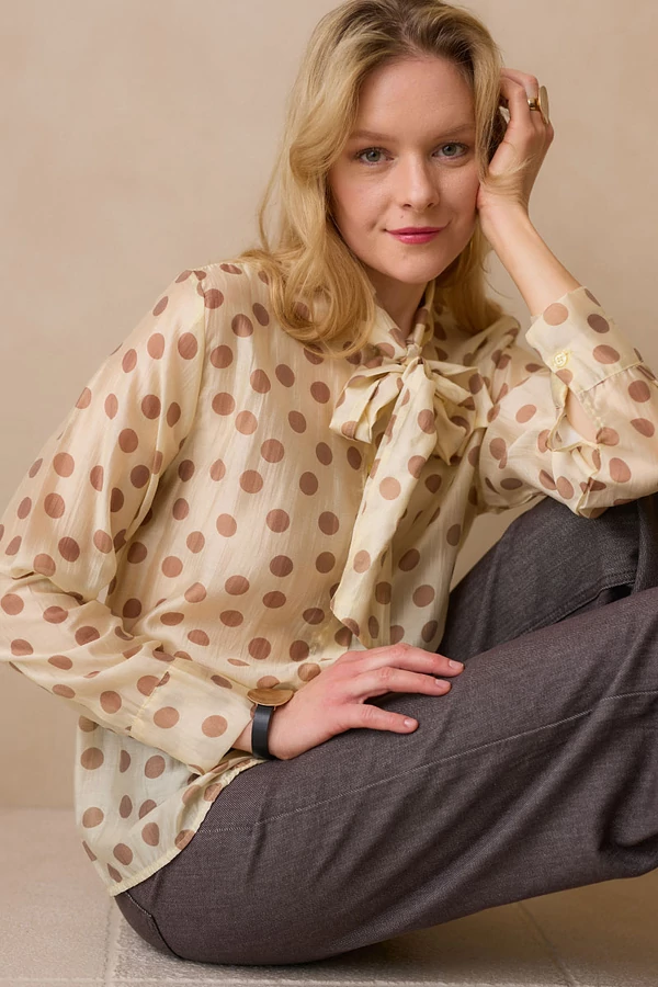 Masnis pöttyös blúz