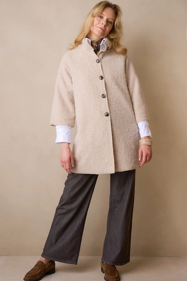 Könnyű kabát gyapjúval