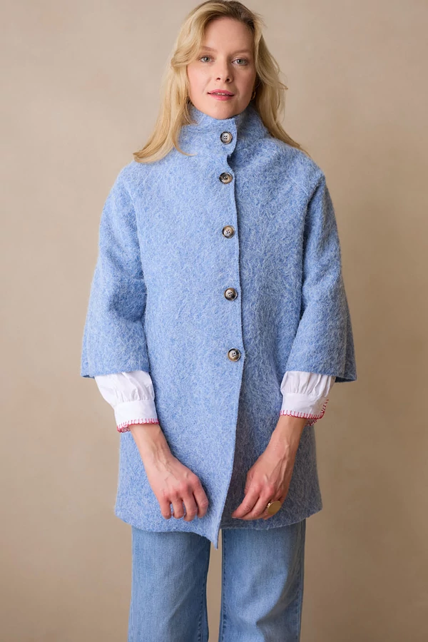 Könnyű kabát gyapjúval