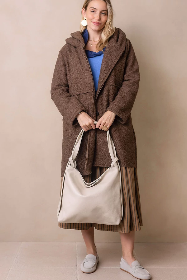 Háton is viselhető táska