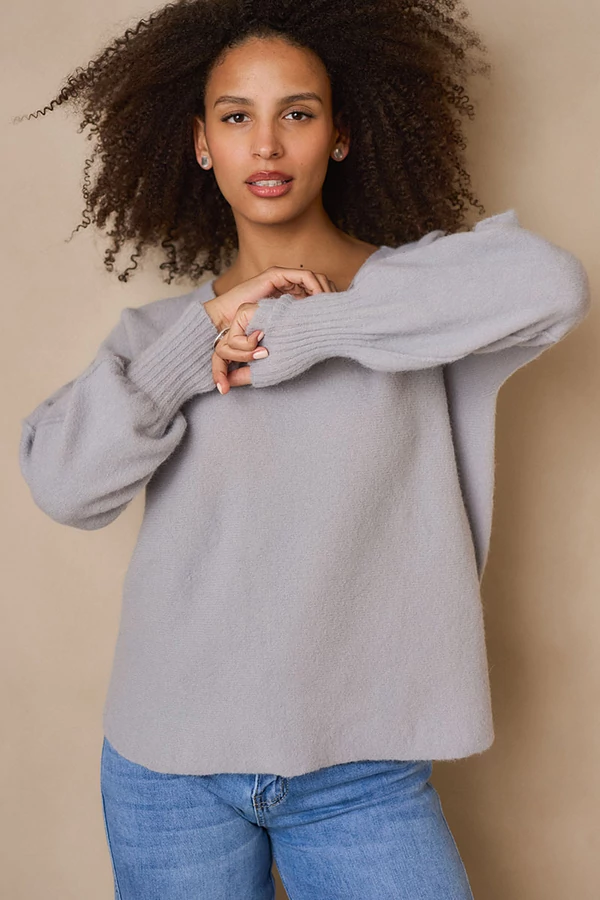 Pulóver puffos ujjal