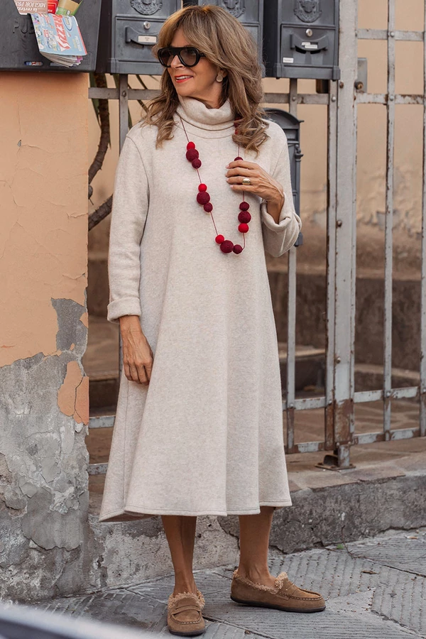 Oversize ruha garbós nyakkal
